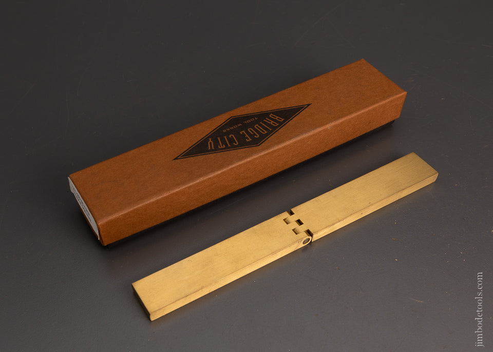 BRIDGE CITY TOOL WORKS SS-4 RW Saddle Square mint in Box Rosewood - 104868