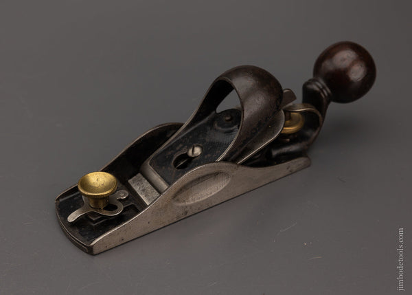 Fine STANLEY No. 9 3/4 Tail Handle Block Plane with Adjustable Mouth - 104922