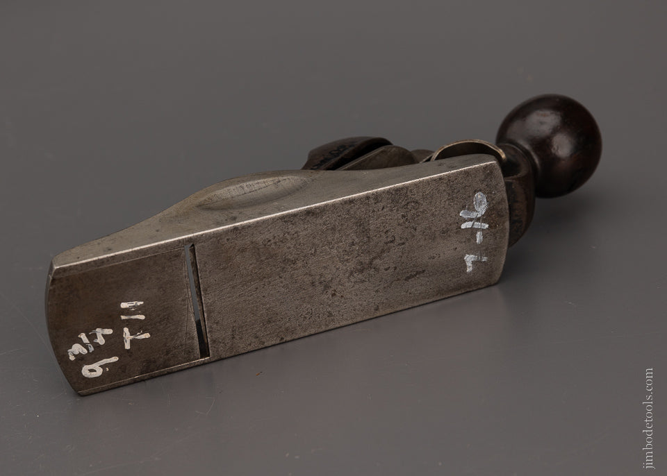 Fine STANLEY No. 9 3/4 Tail Handle Block Plane with Adjustable Mouth - 104922