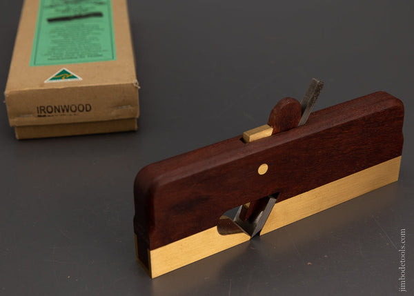 H.N.T. GORDON & CO. 3/4 Inch Shoulder Plane Mint in Box - 104926