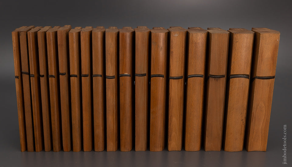Very Crisp Set of 18 Hollow & Round Planes by T.J. M’MASTER & CO. Auburn, N.Y. - 104937