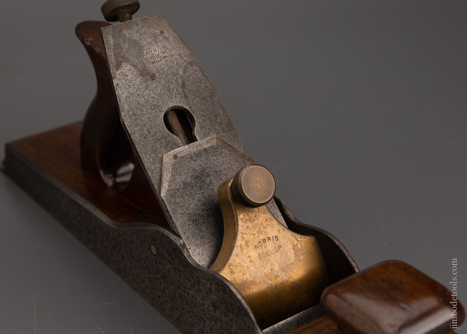 Stunning 17 1/2 Inch NORRIS No. A-1 Jointer Plane - 104943