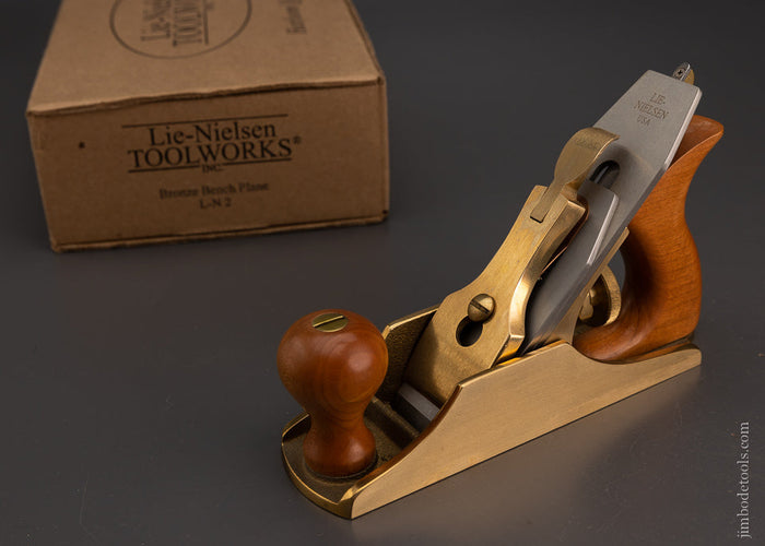 LIE NIELSEN No. 2 Bronze Smooth Plane Mint in Box Long Ago Discontinued at Lie Nielsen - 105078 -