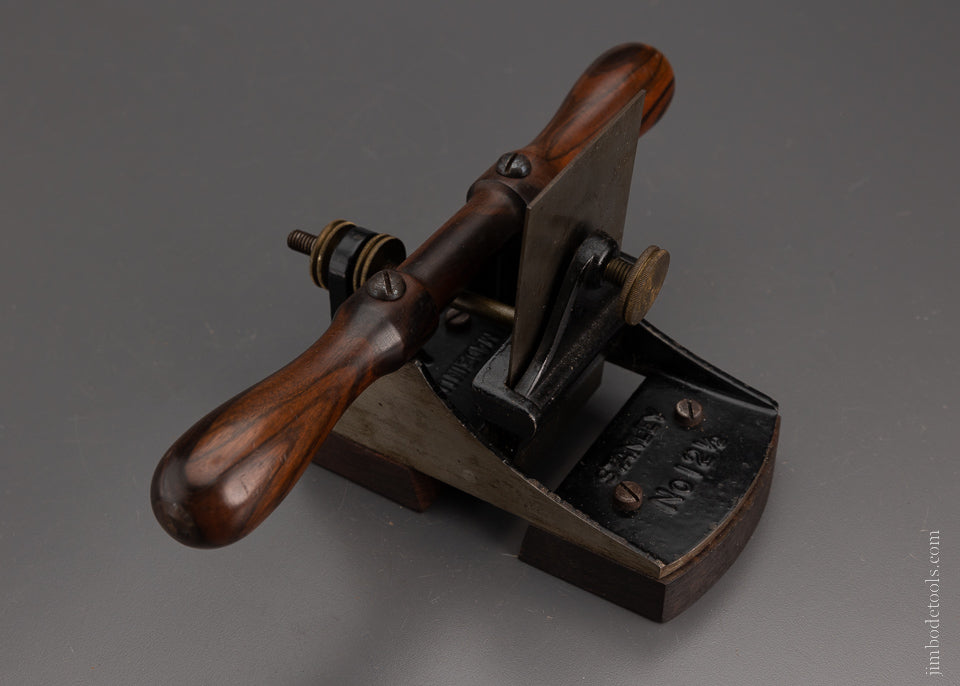 Spectacular Near Mint STANLEY No. 12 3/4 Scraper Plane - 105083