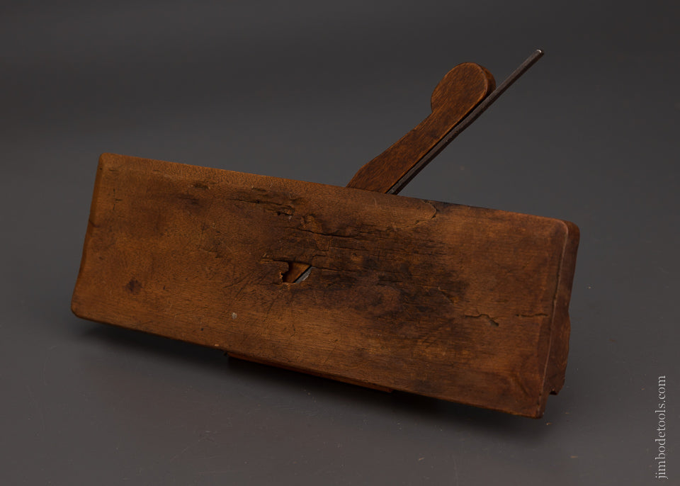 10 Inch Yellow Birch F. NICHOLSON WRENTHAM Moulding Plane ca. 1728 - 105478