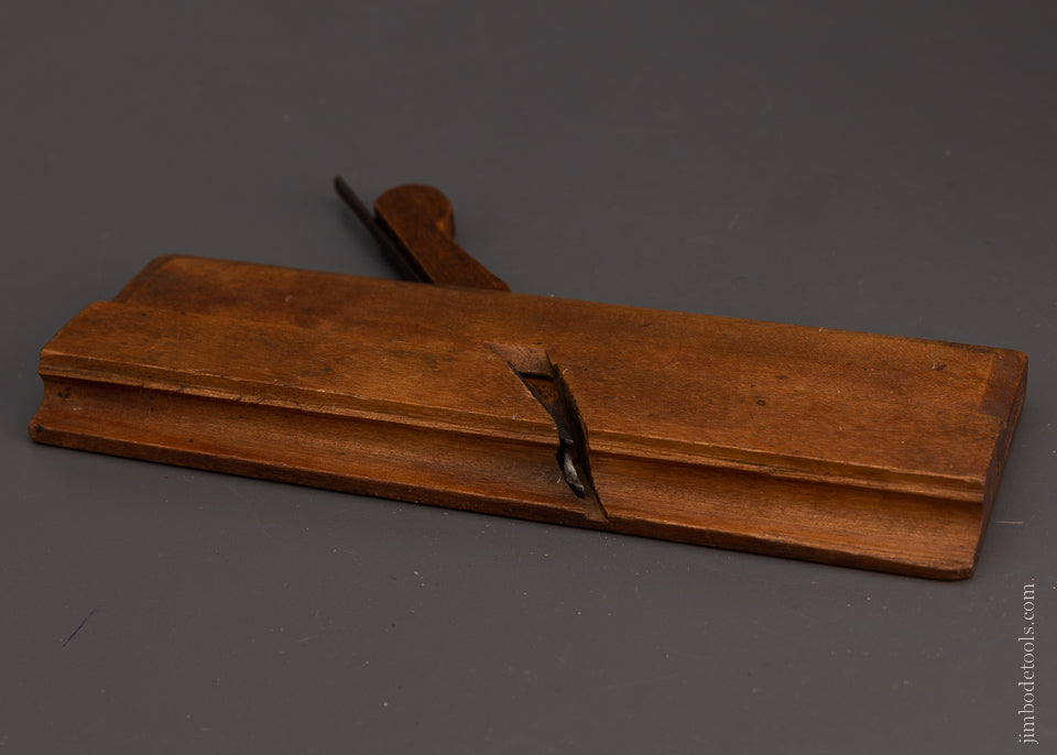 10 Inch Yellow Birch F. NICHOLSON WRENTHAM Moulding Plane ca. 1728 - 105478