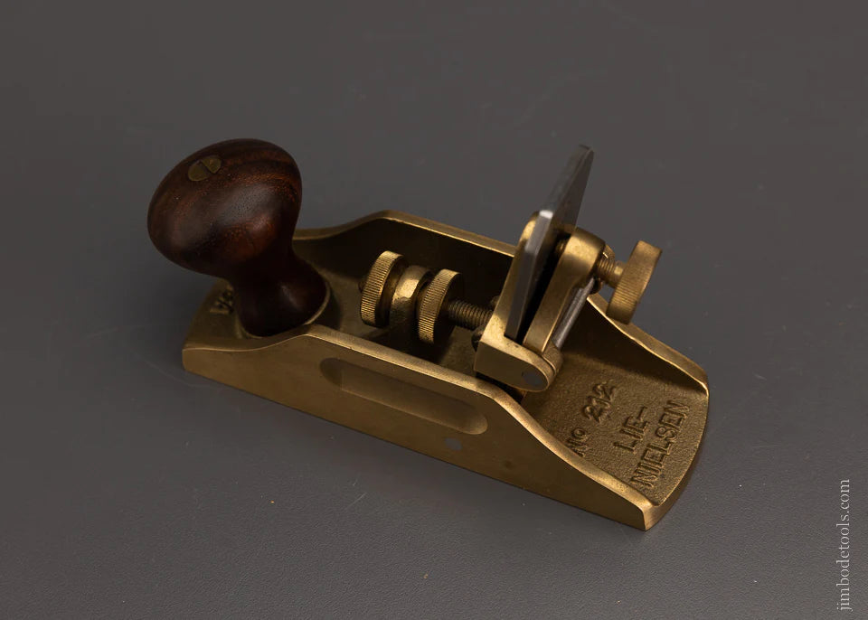 LIE NIELSEN - Bronze Scraper Plane Mint in Box with Rosewood Knob - 105567