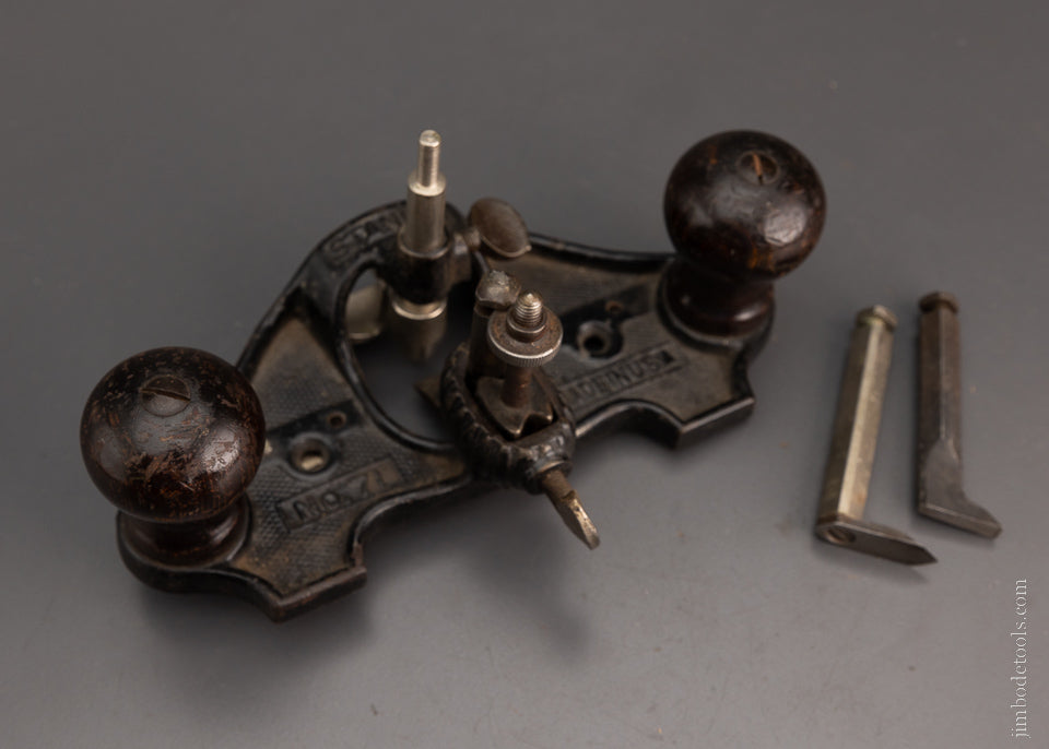 100% Complete STANLEY No. 71 1/2 Router Plane - 105611