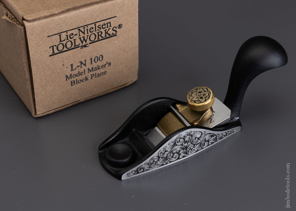 LIE NIELSEN No. 100 Model Maker’s Block Plane Engraved by MIKHAIL DAVYDOV Mint in Box - 106088