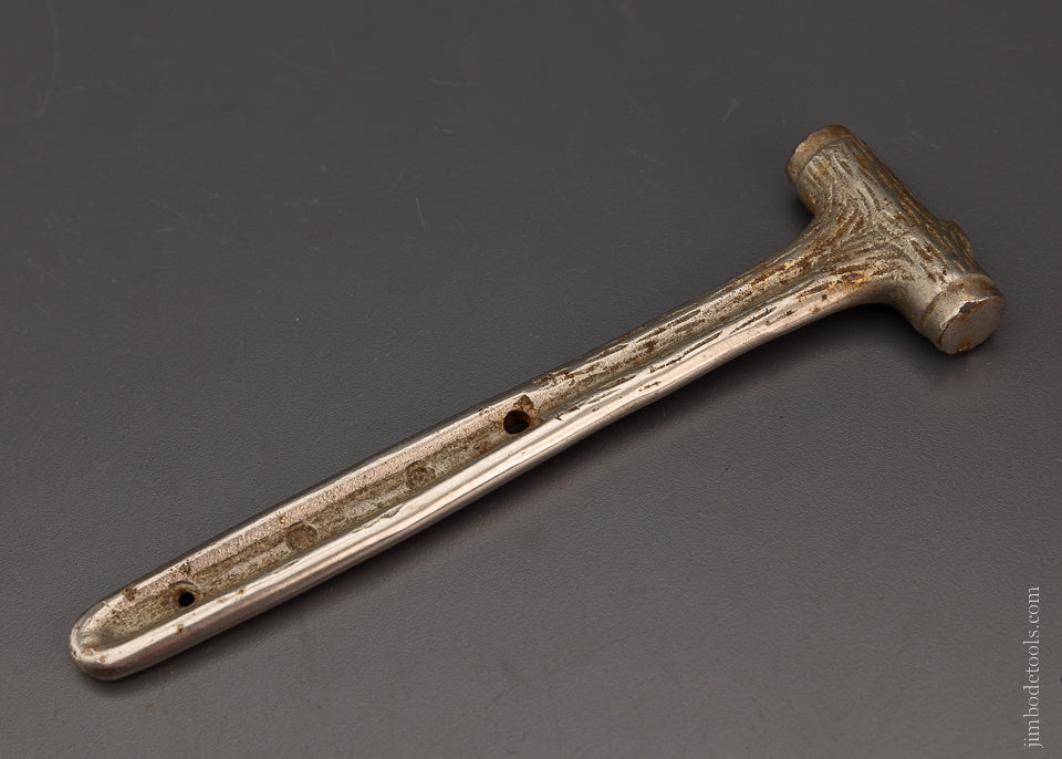 Rare 7 1/2 Figural Log Head Hammer - 106165