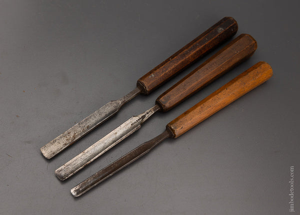 3 Early Gouges - 106242