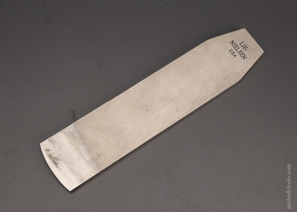 LIE NIELSEN No. 40 1/2 Scrub Plane Iron - 106302