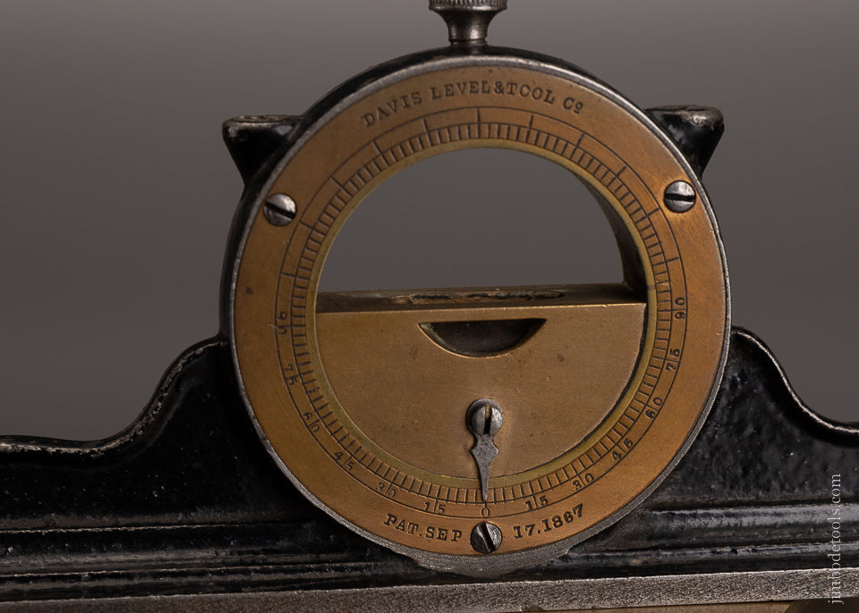 DAVIS LEVEL & TOOL CO. Mantle Clock Inclinometer in Custom Box Pat. 1887 - 106522