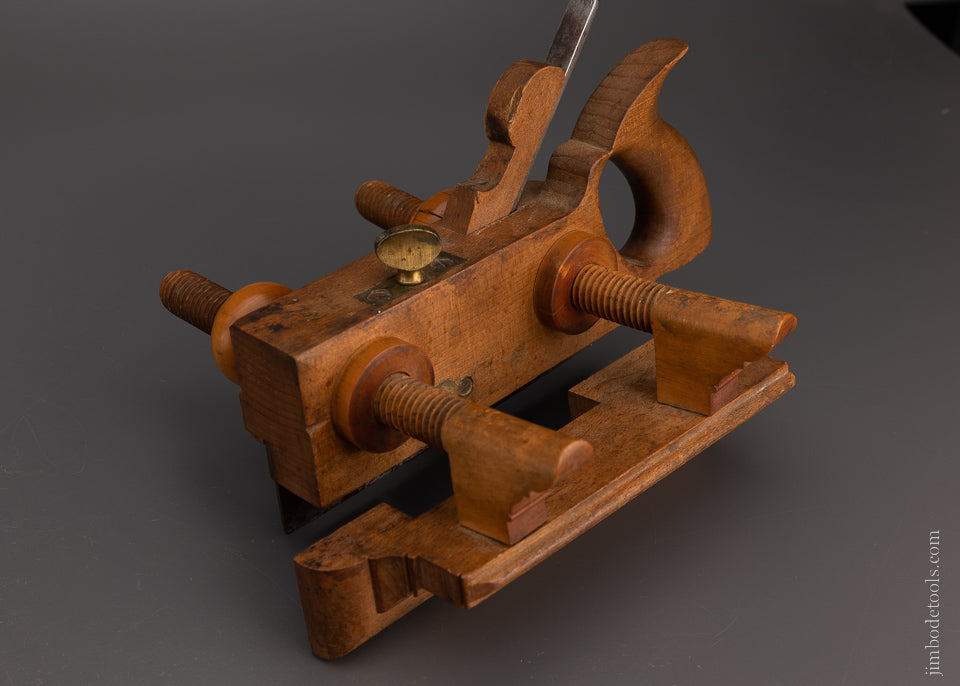 Fine AUBURN TOOL CO. Screw Arm Plow Plane - 106678