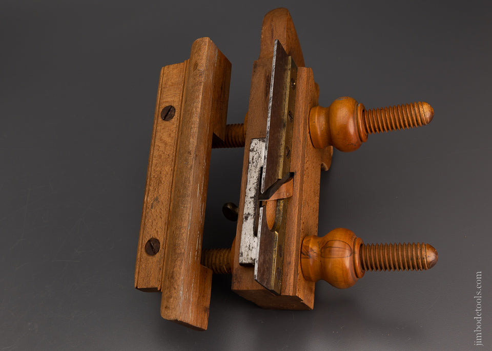 Fine AUBURN TOOL CO. Screw Arm Plow Plane - 106678