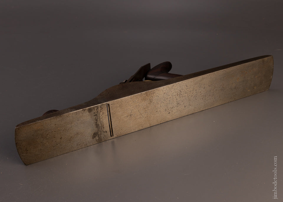 Rare MERIDEN MALLEABLE IRON CO. 18 Inch Bench Plane - 106712