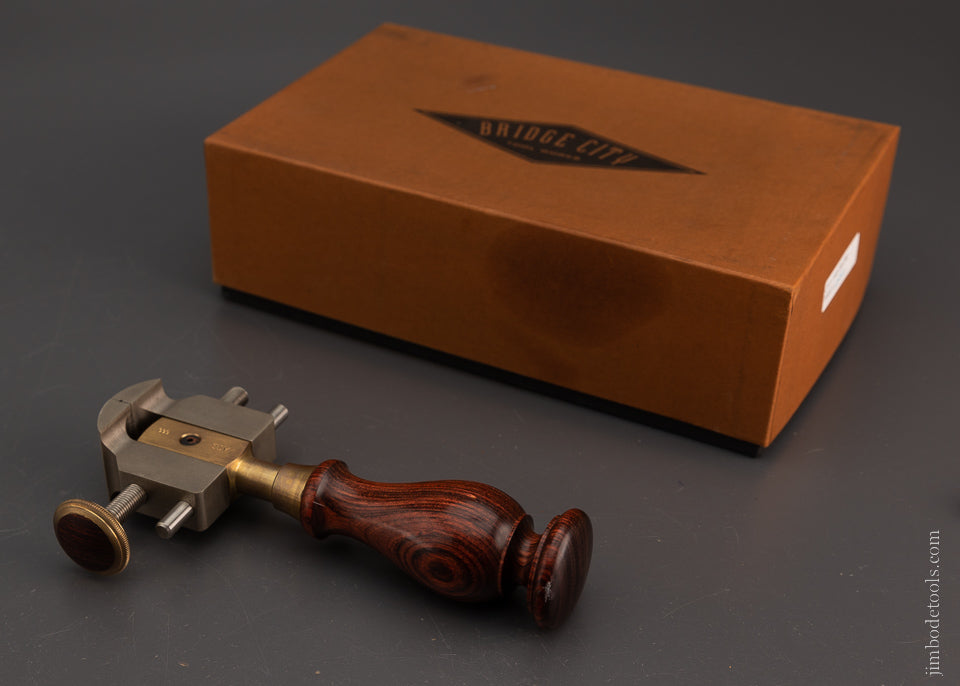 BRIDGE CITY TOOL WORKS CT-5 Hand Vise Mint in Original Box -- 106834