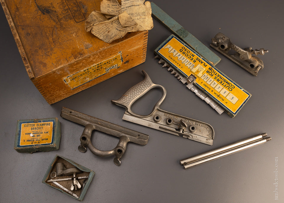 RECORD NO. 050A Combination Plow Plane 100% Complete in its Original Box - 106992