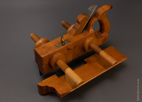 Fine GREENFIELD TOOL CO. Solid Boxwood Screw Arm Plow Plane - 107155