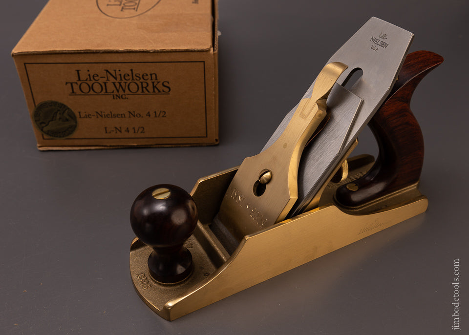 LIE NIELSEN 25th Anniversary LIMITED EDITION No. 4 1/2 Plane with 50° Frog & Cocobolo Handles in Box - 107305