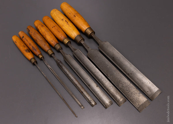 7 Fine Boxwood Handled Long Thin Paring Gouges by C. NURSE - 107363