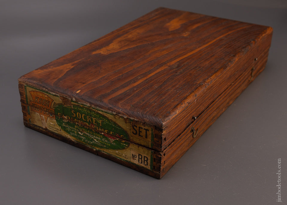 Beautiful Set of 12 KEEN KUTTER Socket Firmer Chisels in Original Box - 107384