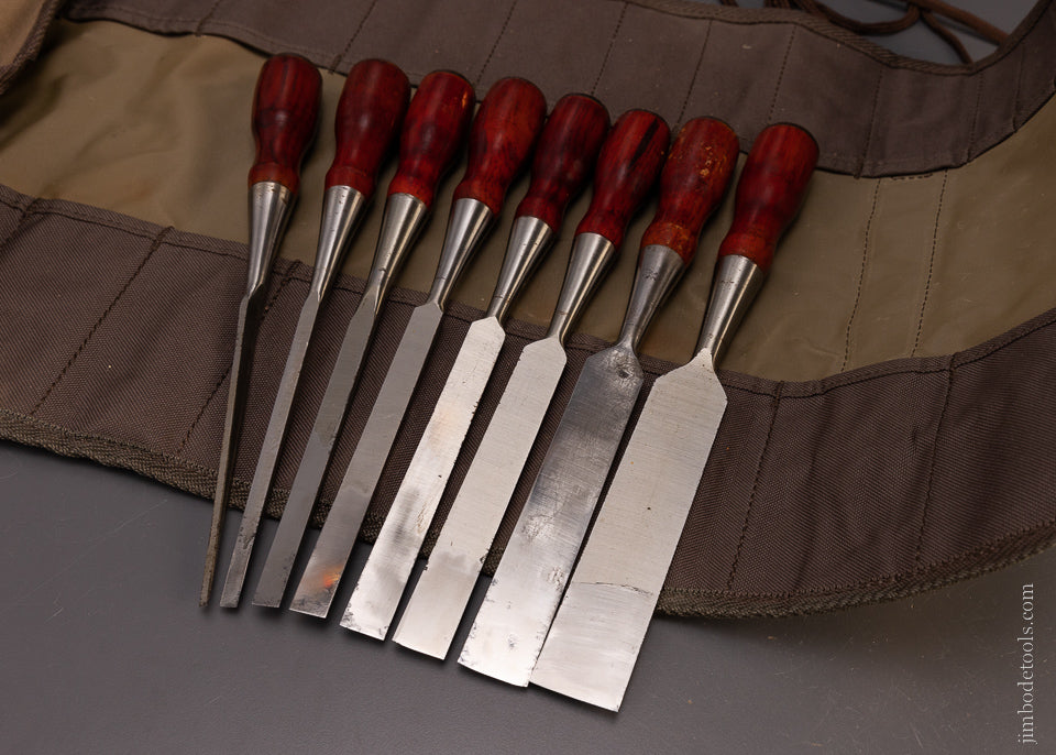 Spectacular Set of 8 STANLEY No. 20 EVERLASTING CHISELS with Decals - 107385