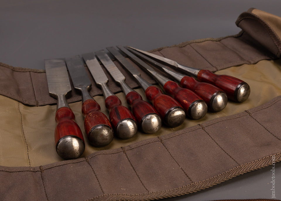 Spectacular Set of 8 STANLEY No. 20 EVERLASTING CHISELS with Decals - 107385
