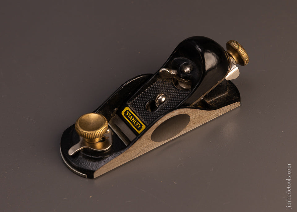 STANLEY No. 9 1/2 Adjustable Mouth Block Plane - 107595