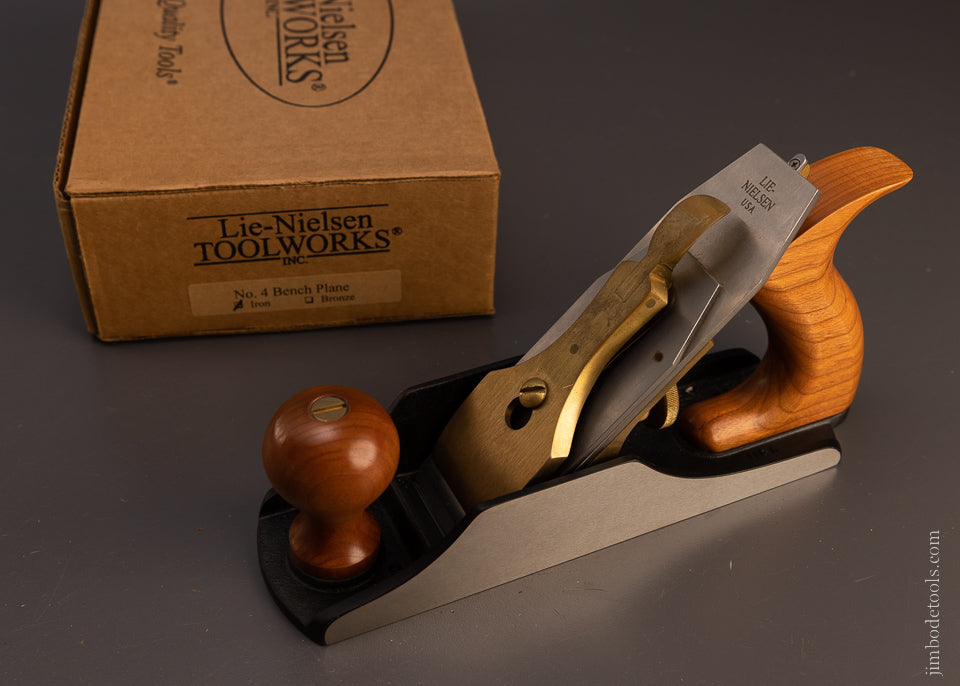 LIE NIELSEN No. 4 Block Plane Mint in Box ON BACK ORDER - 107626