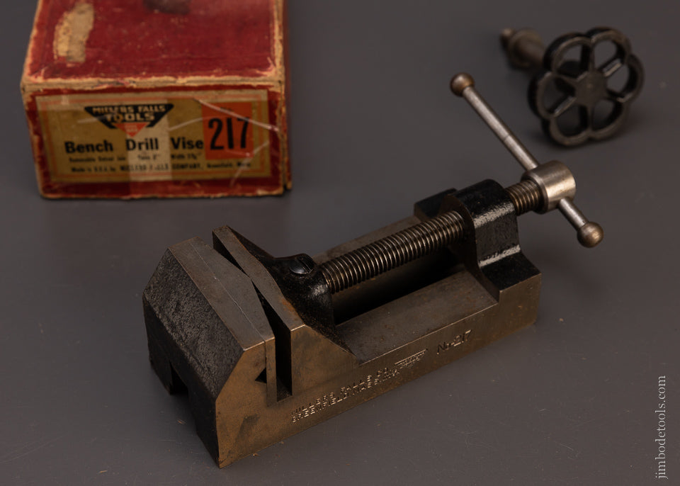 MILLERS FALLS No. 217 Bench Drill Vise Mint in Box - 107744