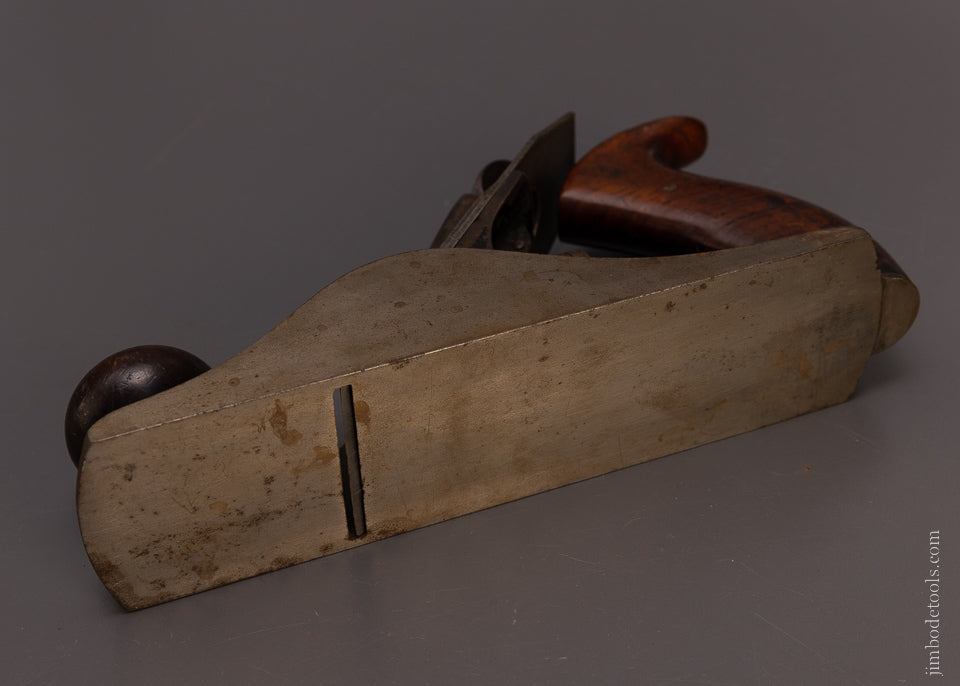 Fine STANLEY No. 4 Smooth Plane Type 2 with Solid Nut, Solid Cap - 107808