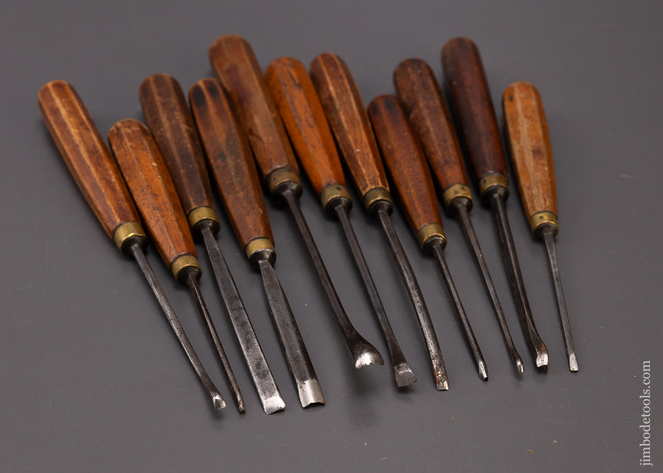 Set of 11 ADDIS Carving Chisels Gouges - 108086