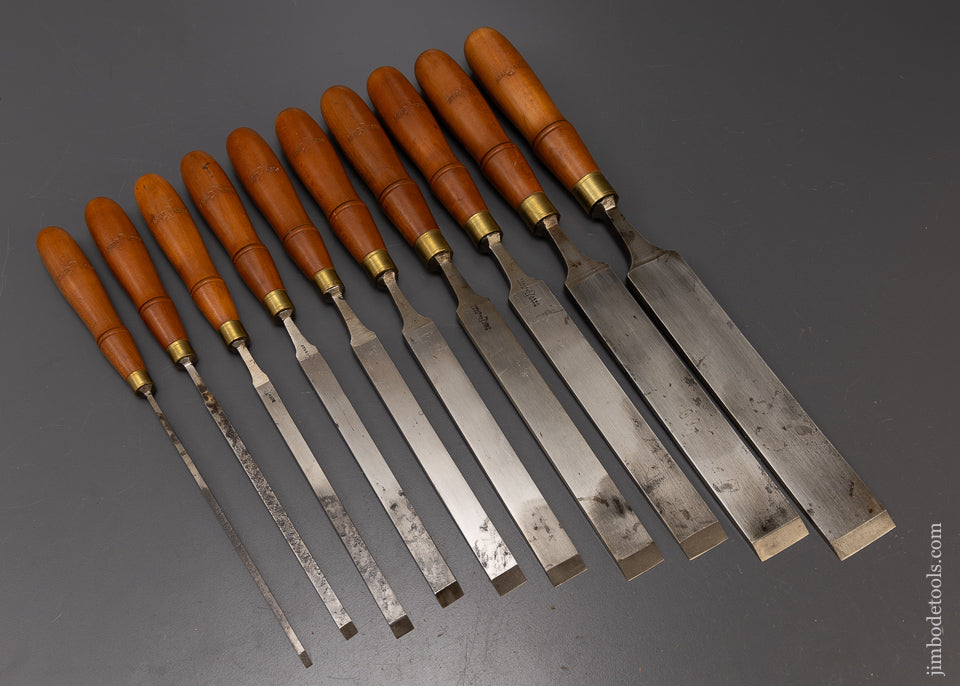 Minty Set of 10 BUCK BROS. Paring Chisels - 108204
