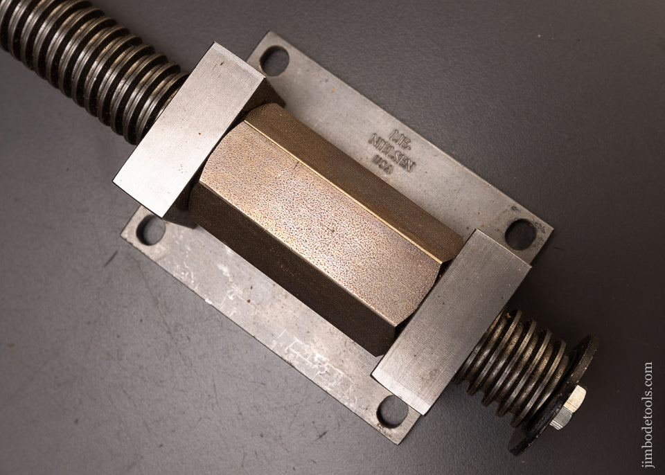 Mint LIE NIELSEN Dual Screw 18 Inch Chain Drive Vise RARE DISCONTINUED - 108253