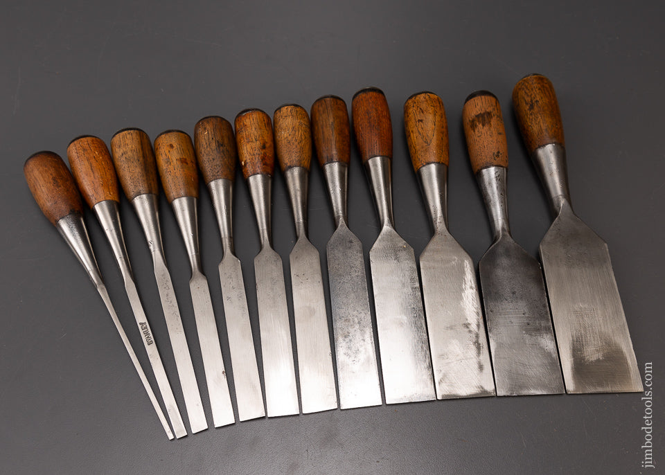 Excellent STANLEY No. 310 Set of 12 No. 40 EVERLASTING Cabinet Chisels - EXCELSIOR 108500
