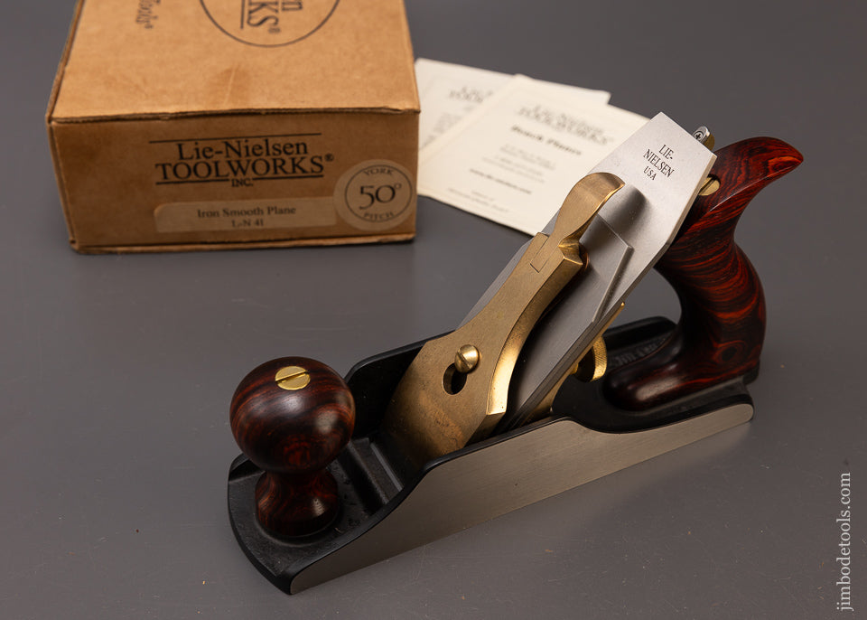 LIE NIELSEN No. 4 Smooth Plane with Cocobolo Handles and 50° Frog Mint in Box - 108545