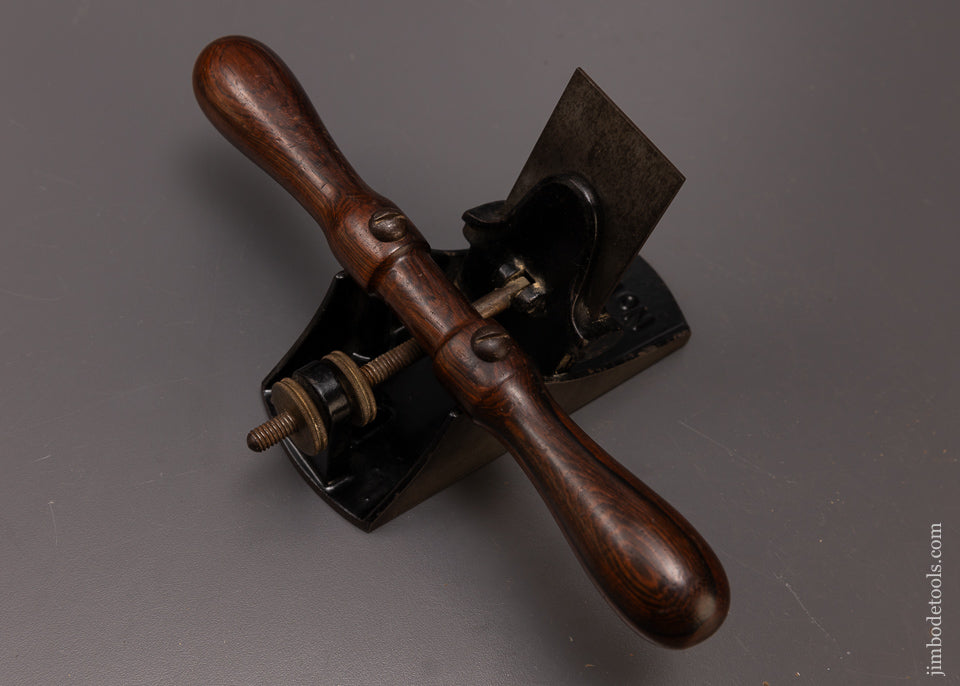 Premium STANLEY No. 12 1/4 Scraper Plane - 108673