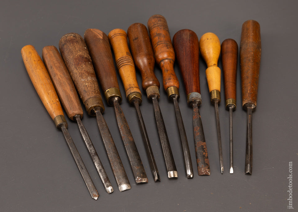 Good Set of 11 ADDIS Carving Chisels - 108828