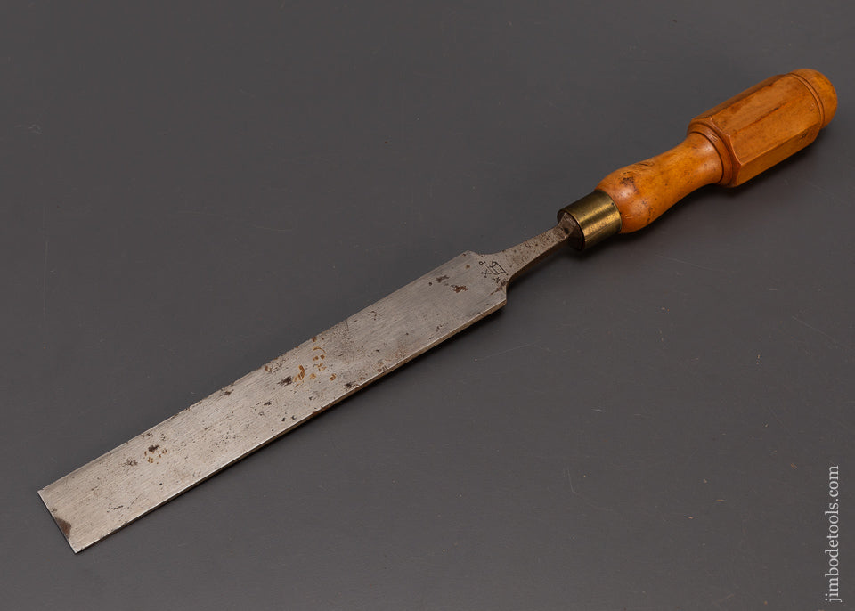 1 1/4 Inch Long, Thin Boxwood Handle Paring Chisel WARD - 109042
