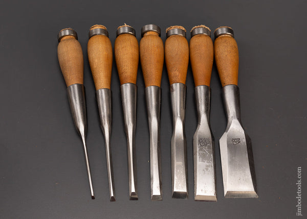 Fine Set of 7 BARR Bench Chisels - 109064