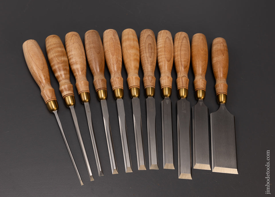 Mint Set of 11 BLUE SPRUCE Dovetail Chisels Unused - 109066