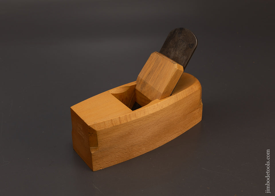 Spectacular CLARK & WILLIAMS 7 3/4 Inch Beech Smooth Plane - 109161