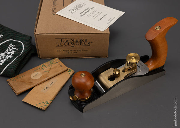 LIE NIELSEN No. 164 Low Angle Smooth Plane with Sock & Discontinued Toothing & Spare Irons Mint in Box - 109221