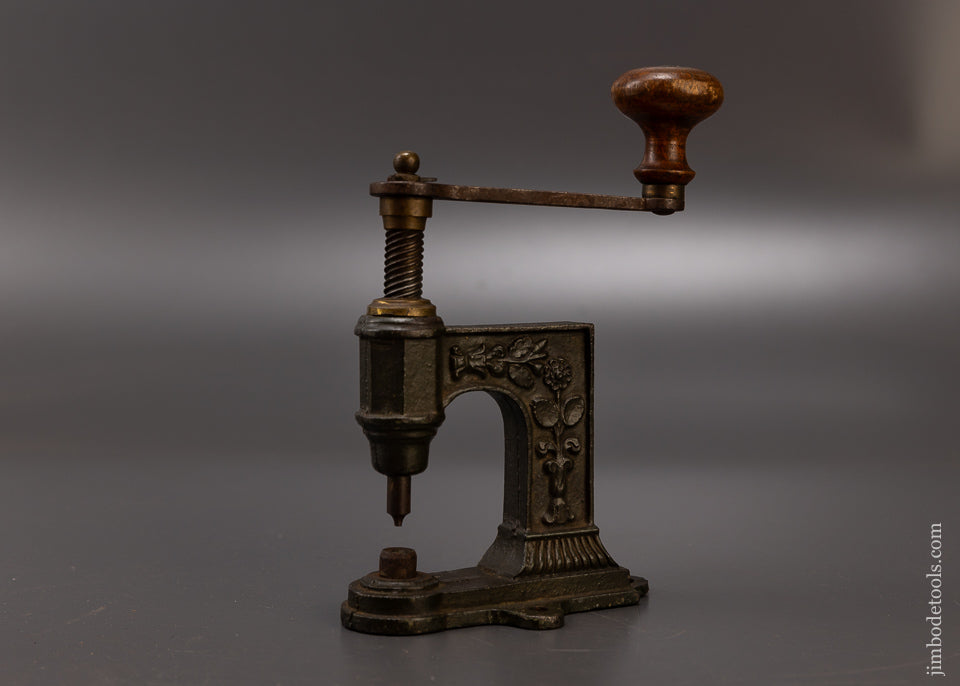 Beautiful French Rivet Press - 109312