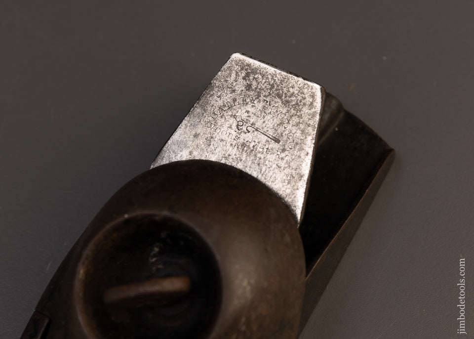 Rare & Fine BAILEY TOOL CO. Model B Patented Block Plane with Corrugated Sole - 109572