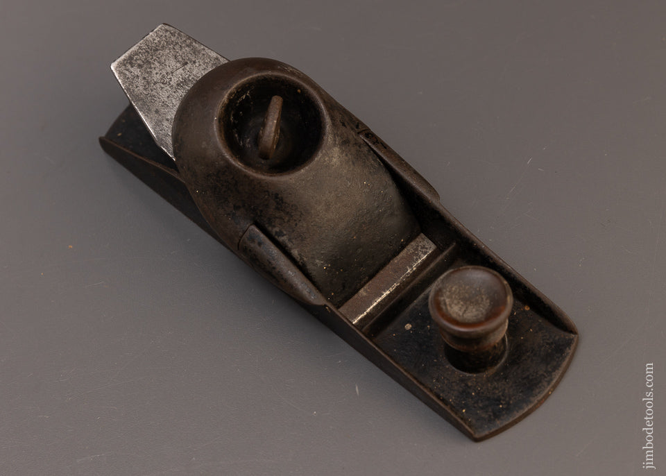 Rare & Fine BAILEY TOOL CO. Model B Patented Block Plane with Corrugated Sole - 109572