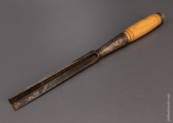Fine 7/8 x 17 Inch Corner Chisel - 109875