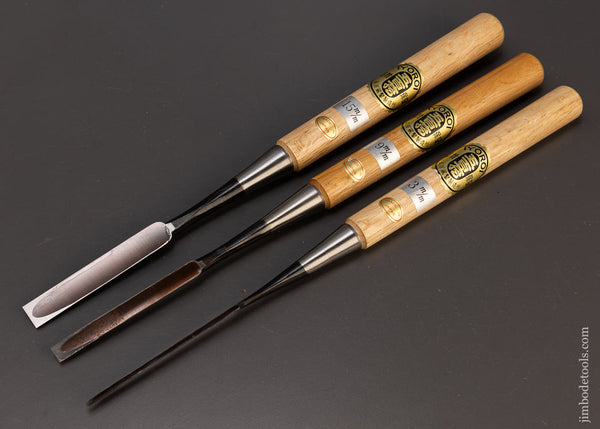 Mint Set of 3 IYOROI Extra Long Dovetail Chisels - 109894