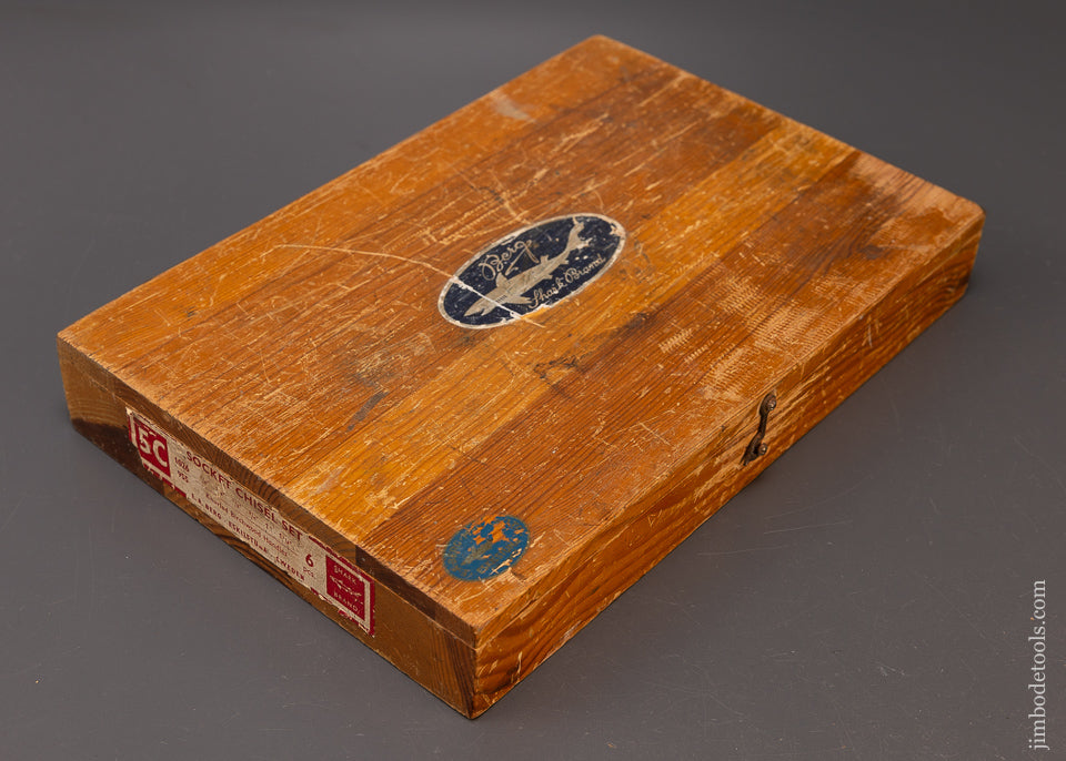 E. A. BERG ESKILSTUNA SHARK BRAND Six Piece Socket Chisel Set in Original Wooden Case - 109905